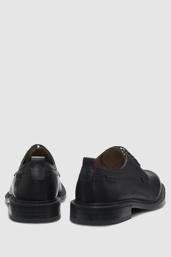 ΠΑΠΟΥΤΣΙΑ HUGO - 001 ΜΑΥΡΟ